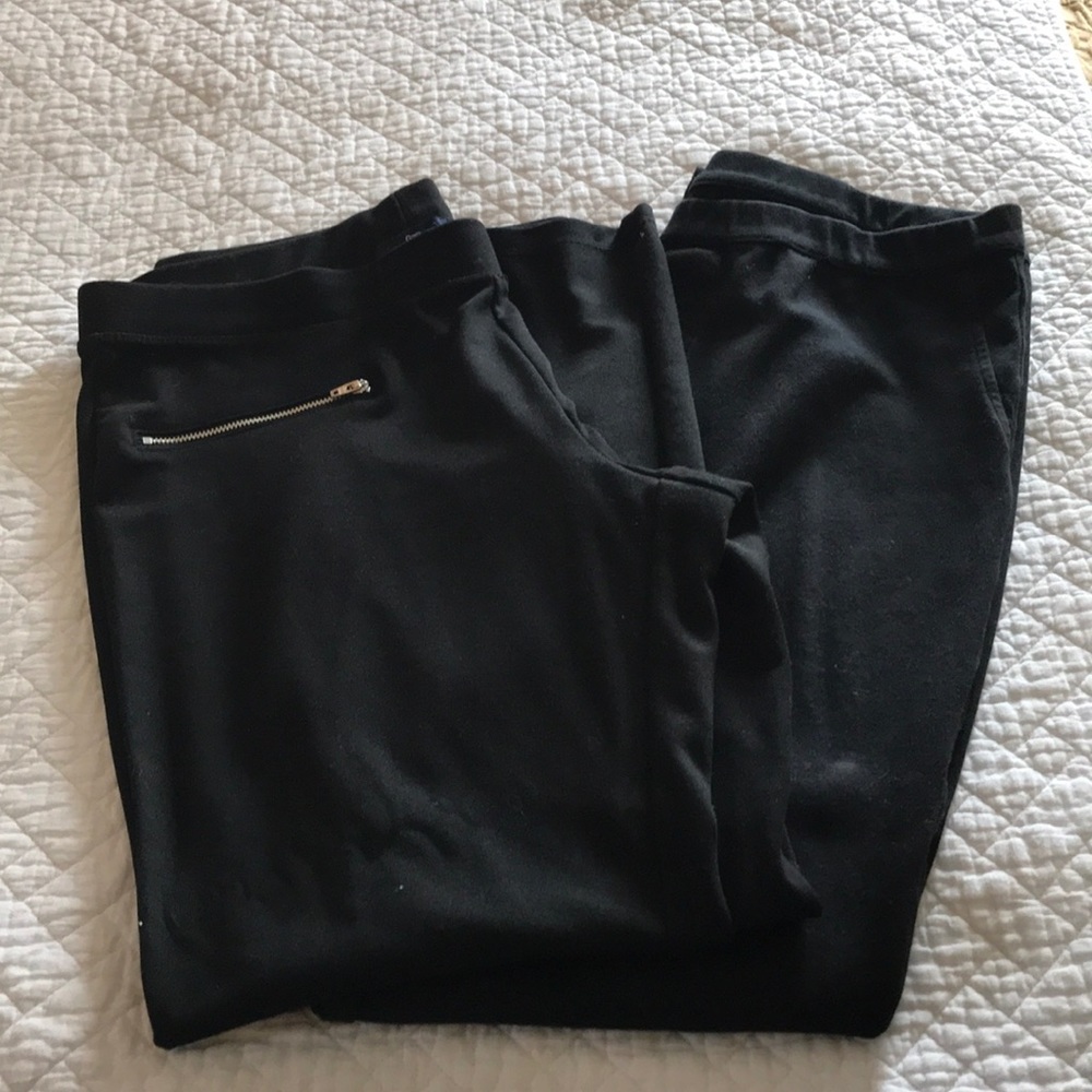 🔥🔥SOLD🔥🔥Lot of two pair of black leggings